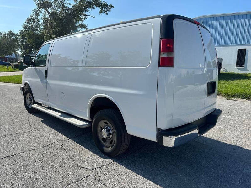 2024 Chevrolet Express 2500