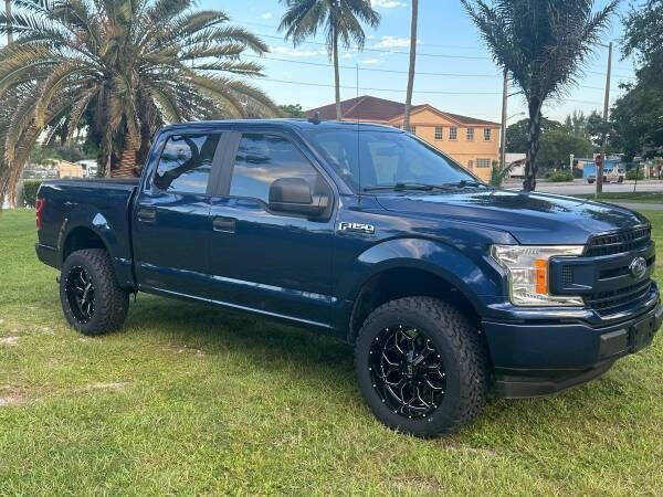 2020 Ford F-150 XL's photo