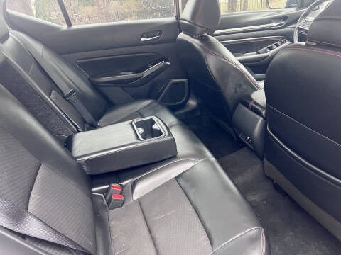 2023 Nissan Altima 2.5 SR