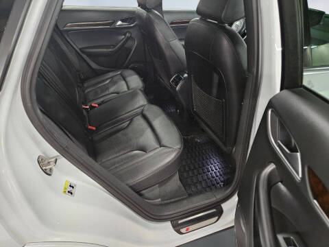 2018 Audi Q3 2.0T quattro Premium Plus