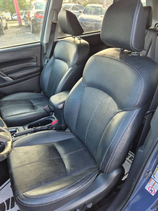 2017 Subaru Forester 2.5i Touring