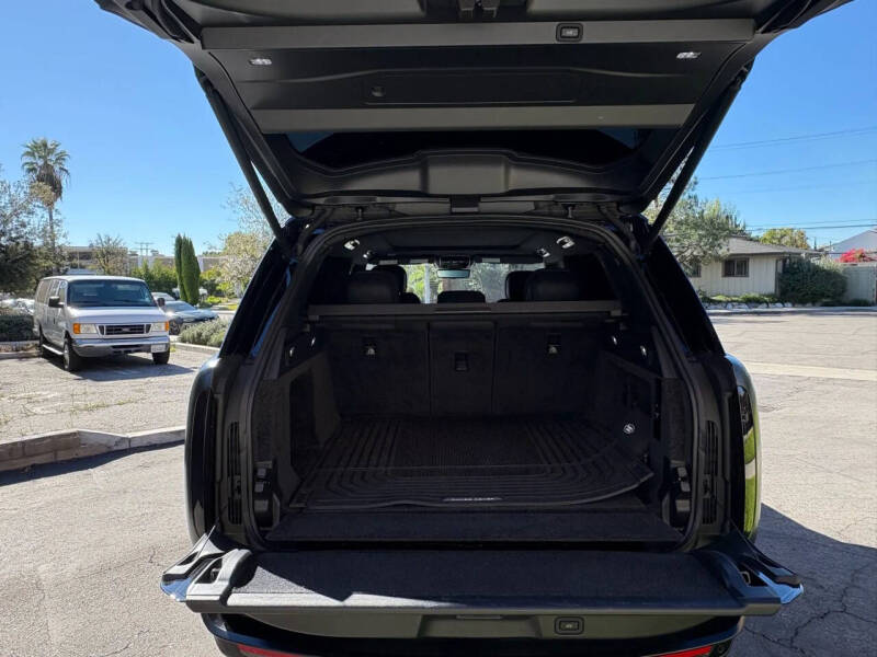 2023 Land Rover Range Rover P530 SE