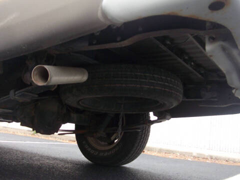 2004 Nissan Frontier XE