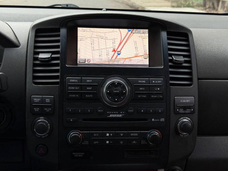 2008 Nissan Pathfinder LE