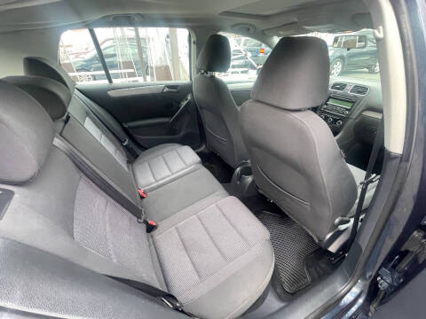 2011 Volkswagen Golf 2.5L PZEV
