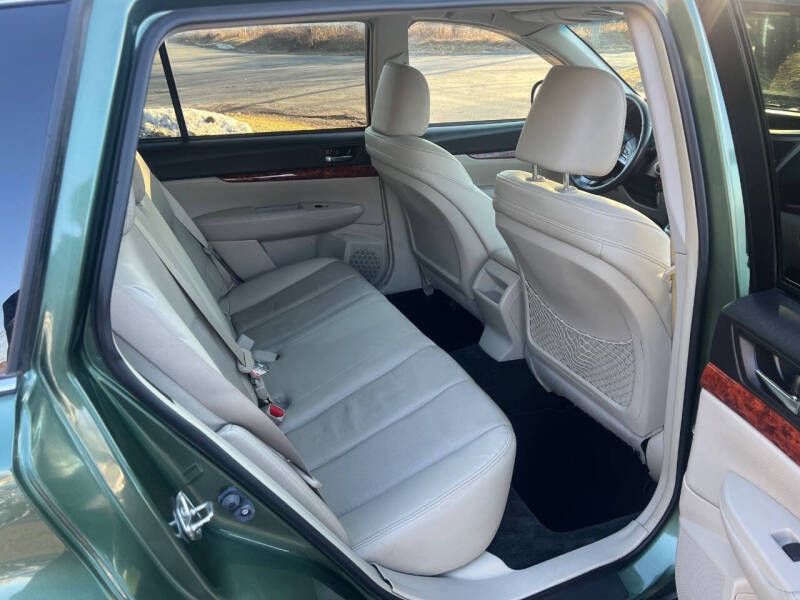 2012 Subaru Outback 2.5i Limited