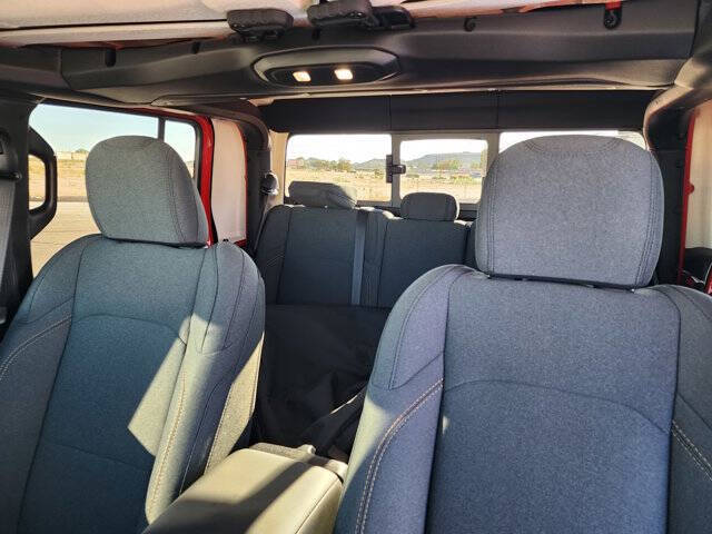 2025 Jeep Gladiator Willys