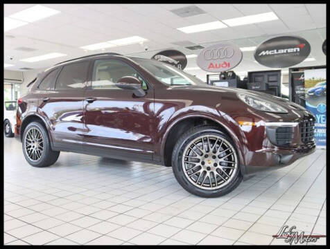 2017 Porsche Cayenne Platinum Edition Photo