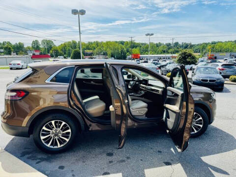 2022 Lincoln Nautilus Standard