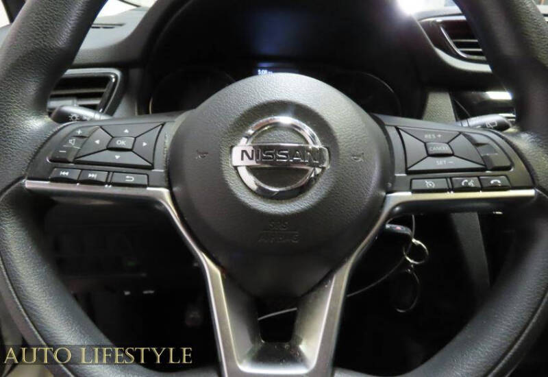 2017 Nissan Rogue Sport S