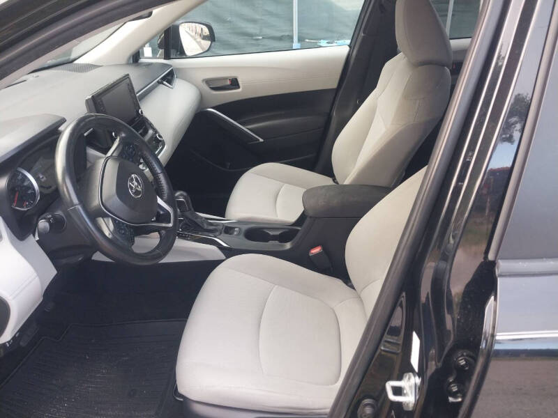 2022 Toyota Corolla Cross LE