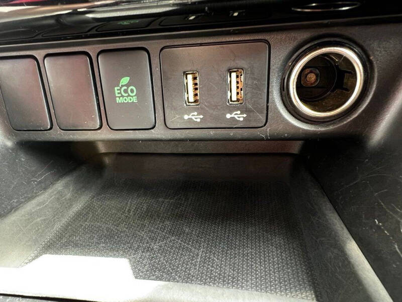 2024 Mitsubishi Eclipse Cross SE