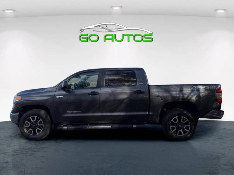 2017 Toyota Tundra SR5