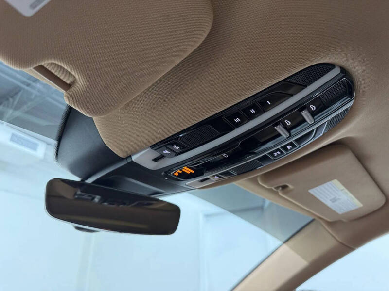 2020 Porsche Panamera