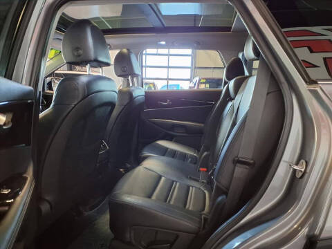 2020 Kia Sorento EX V6