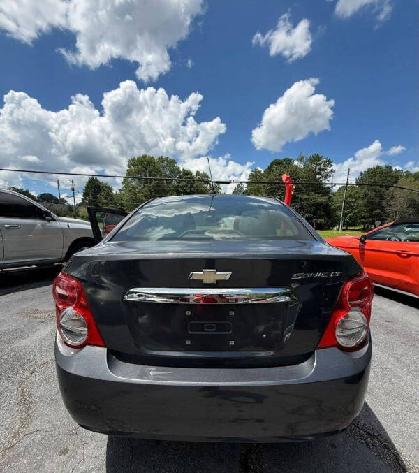 2016 Chevrolet Sonic LT Auto