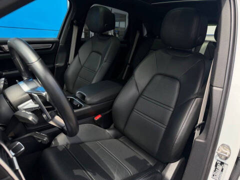 2023 Porsche Cayenne