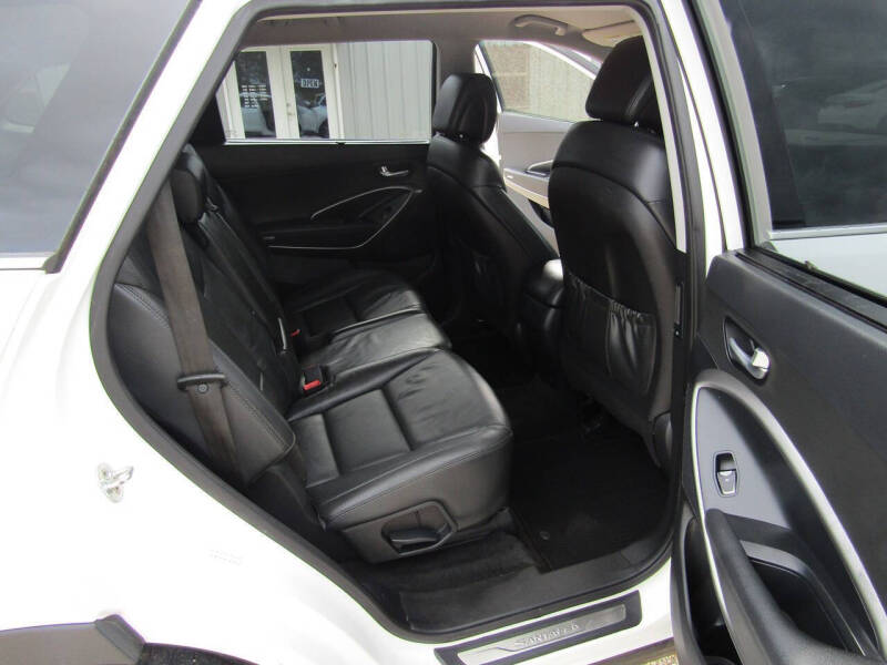 2018 Hyundai Santa Fe SE