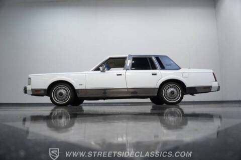 1985 Lincoln Town Car