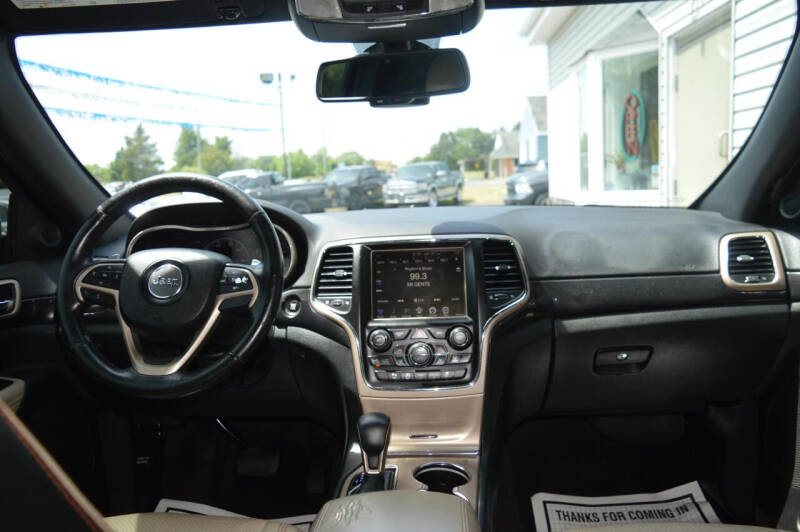 2016 Jeep Grand Cherokee Laredo 75th Anniversary