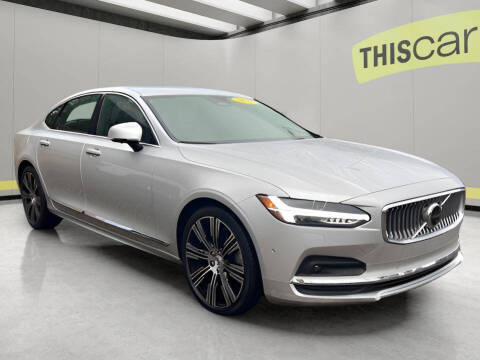 2022 Volvo S90