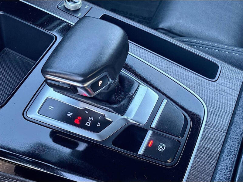 2022 Audi Q5 Sportback quattro S line Prem Plus 45 TFSI