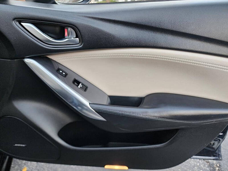 2016 Mazda MAZDA6 i Touring