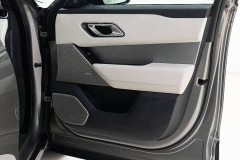 2019 Land Rover Range Rover Velar P250 R-Dynamic SE