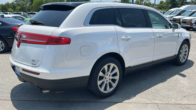 2015 Lincoln MKT EcoBoost