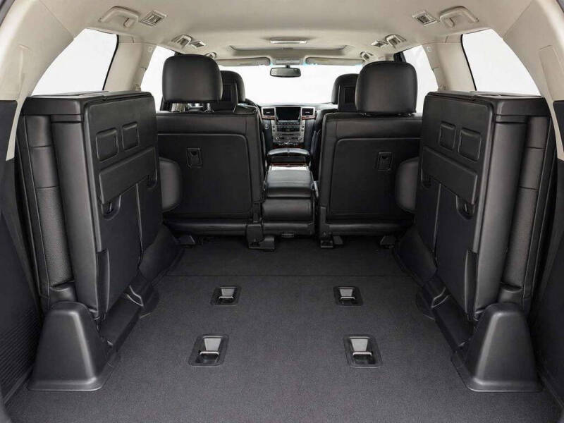 2014 Lexus LX 570