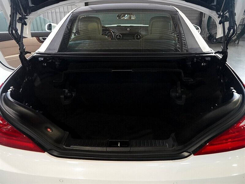 2015 Mercedes-Benz SL-Class 61