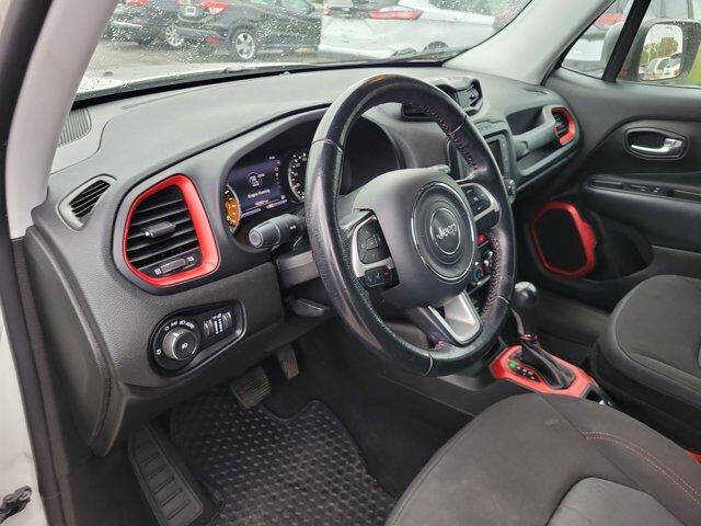 2017 Jeep Renegade Trailhawk