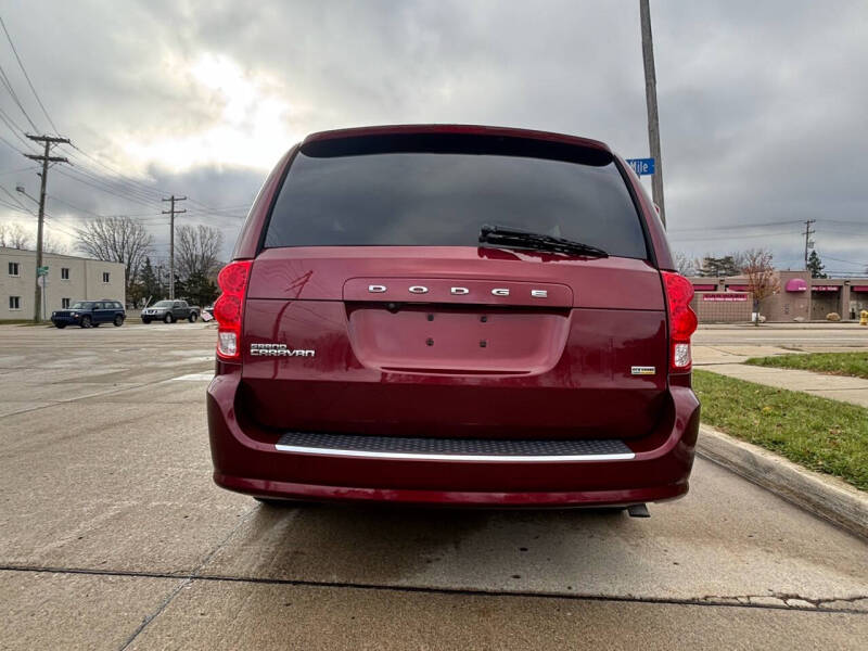 2018 Dodge Grand Caravan SE photo 12