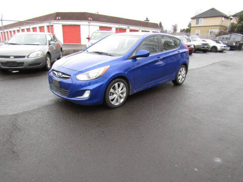 2012 Hyundai Accent SE