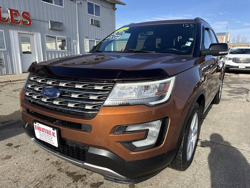 2017 Ford Explorer XLT's photo