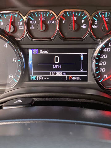 2017 Chevrolet Suburban LS