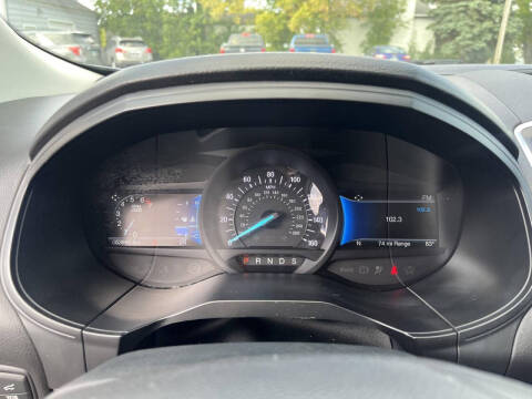 2022 Ford Edge Titanium