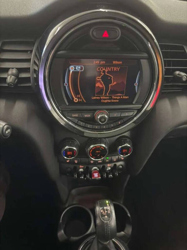 2017 MINI Hardtop 4 Door Cooper