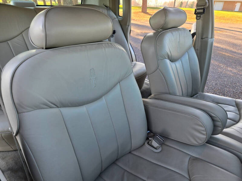 1997 Lincoln Town Car Executive