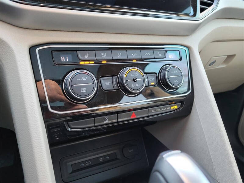 2023 Volkswagen Atlas V6 SE