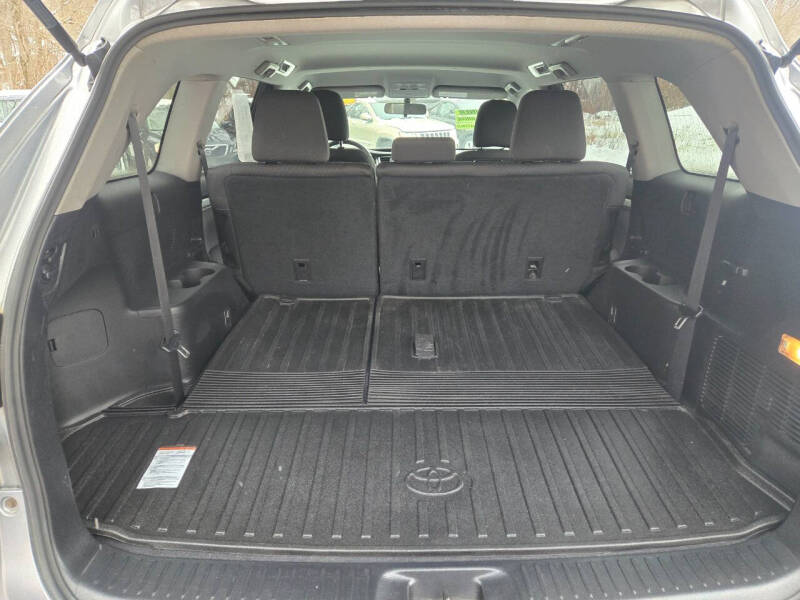 2014 Toyota Highlander LE