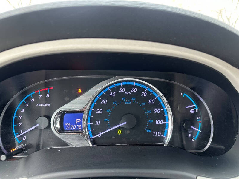 2012 Toyota Sienna XLE 8-Passenger