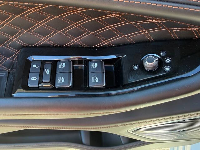 2022 Jeep Grand Cherokee Summit Reserve