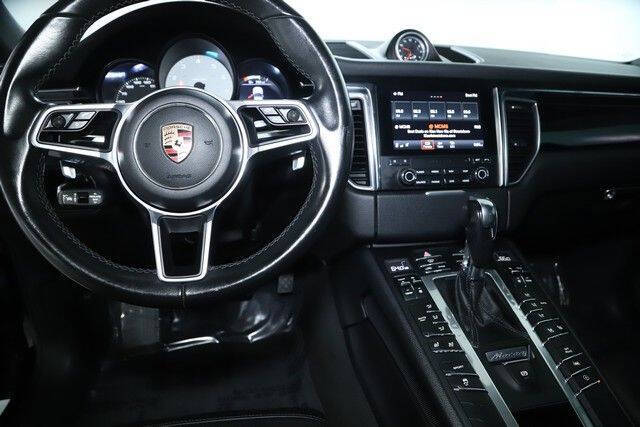 2017 Porsche Macan S