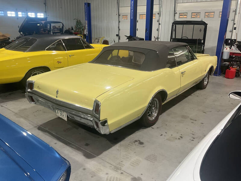 1967 Oldsmobile Cutlass Supreme