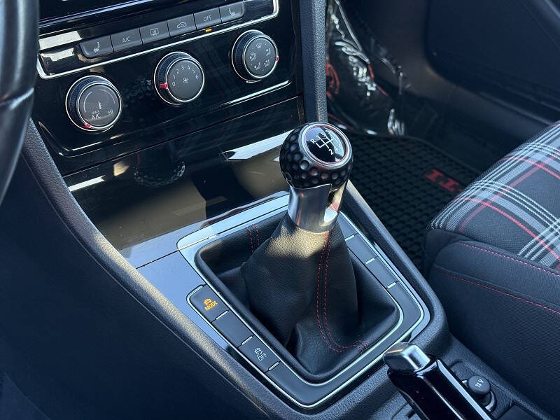 2019 Volkswagen Golf GTI