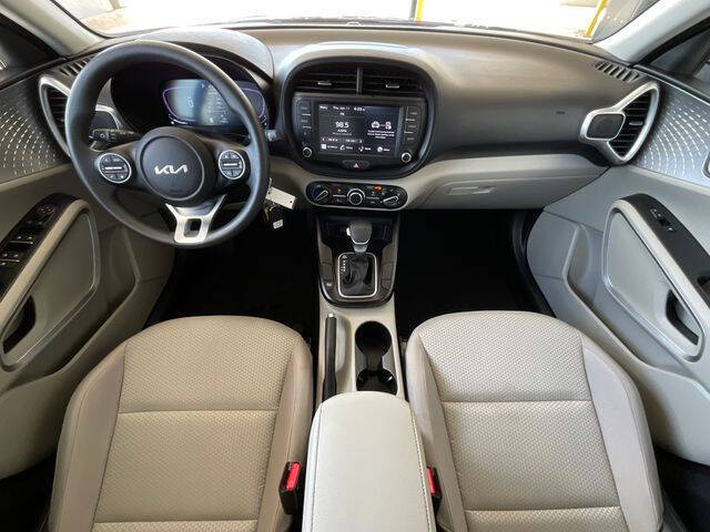 2025 Kia Soul LX