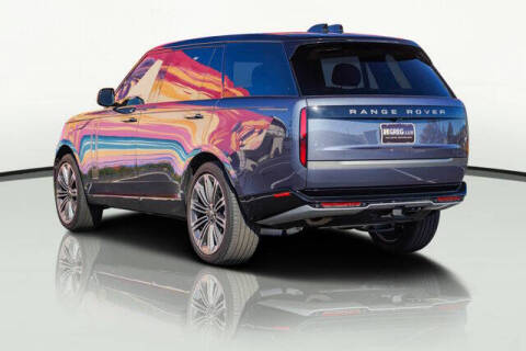 2025 Land Rover Range Rover P400 SE LWB