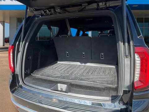 2022 GMC Yukon XL SLT