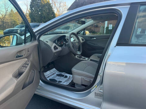 2018 Chevrolet Cruze LS Auto